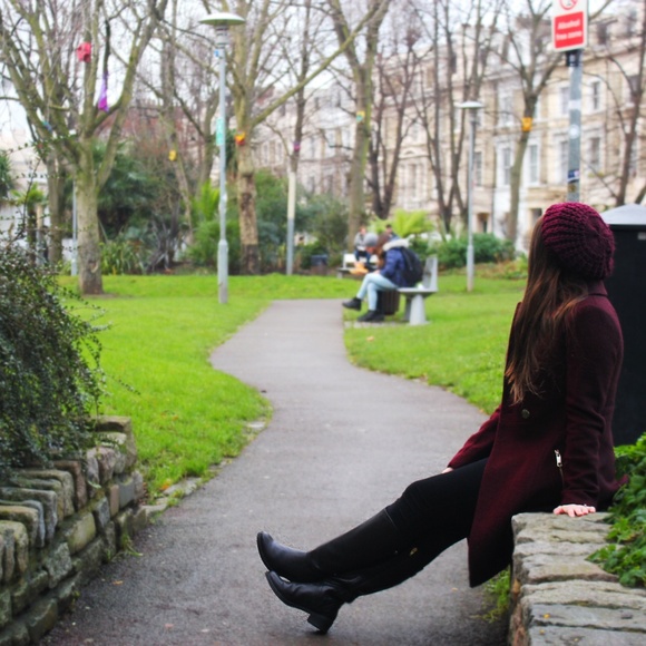 Curated Cuties by Renae - Classic with a Twist - Picture 3 of 7